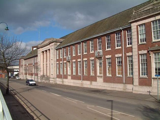 Staffordshire University Logo