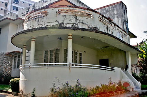 Streamline Moderne House