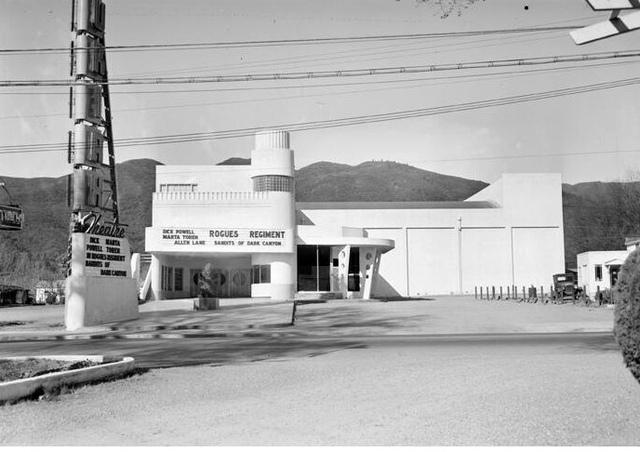 Streamline Moderne Interiors