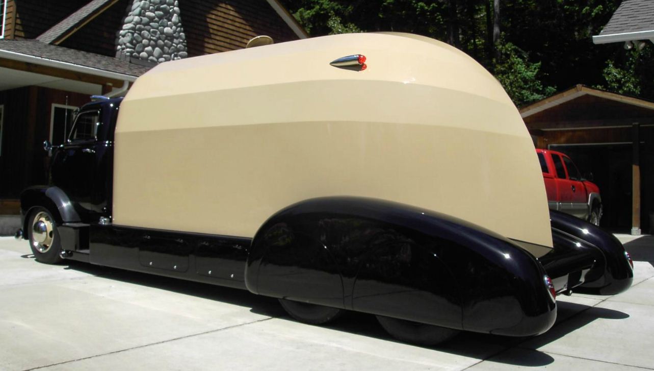 Streamliner Camper