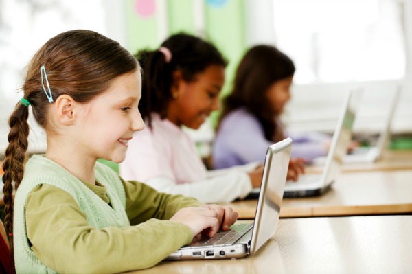 Students Using Technology In The Classroom