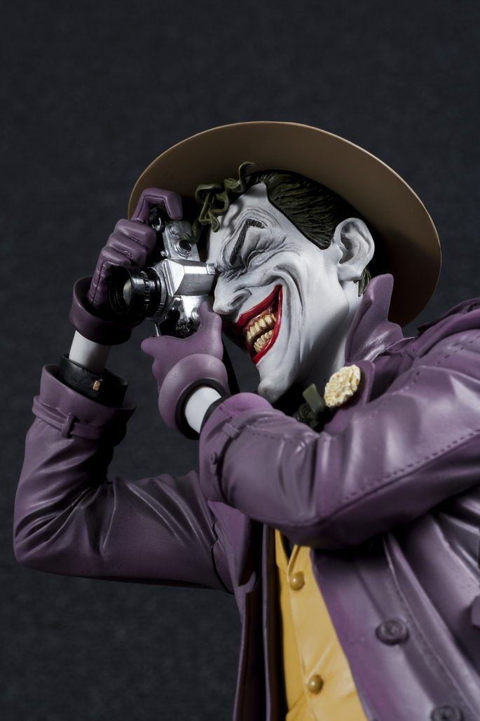 The Killing Joke Joker Statue