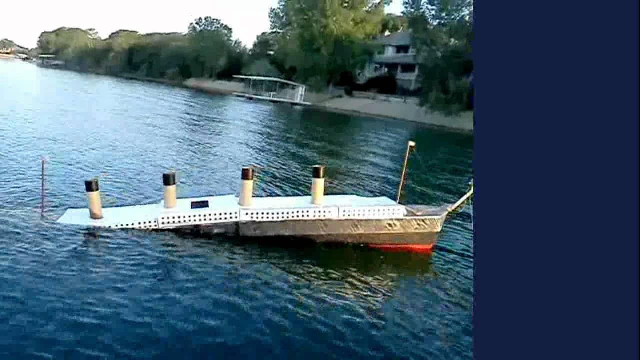 Titanic Sinking Model