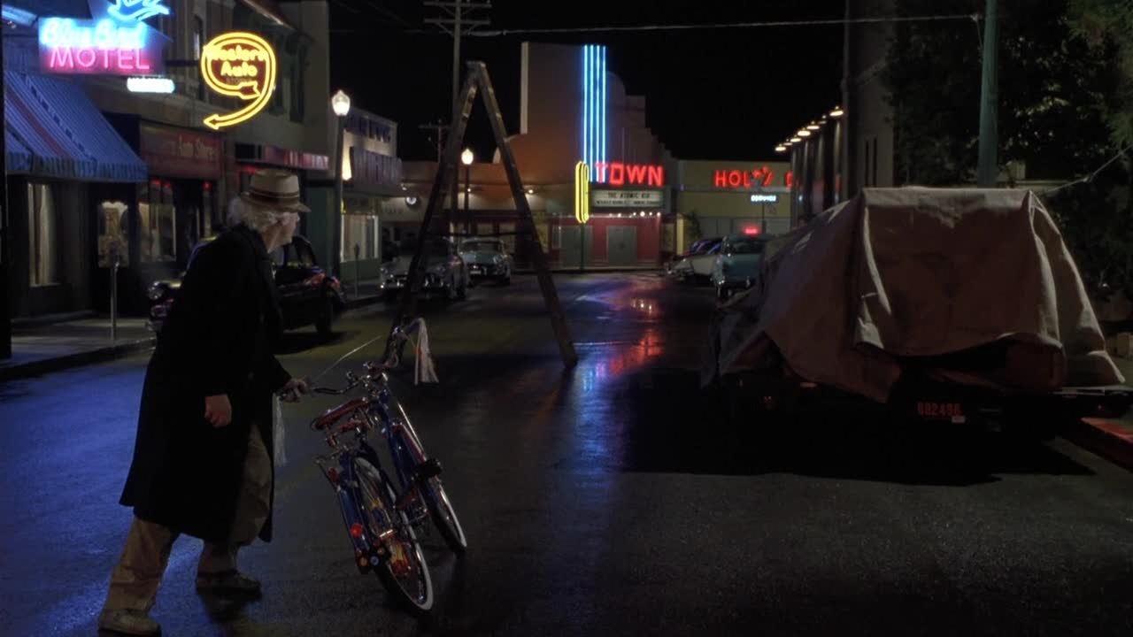 Today Is The Day Marty Mcfly Arrives When He Travels To The Future Snopes