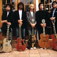 Traveling Wilburys Heading For The Light Lyrics