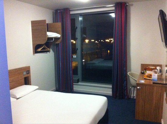 Travelodge London Excel Parking