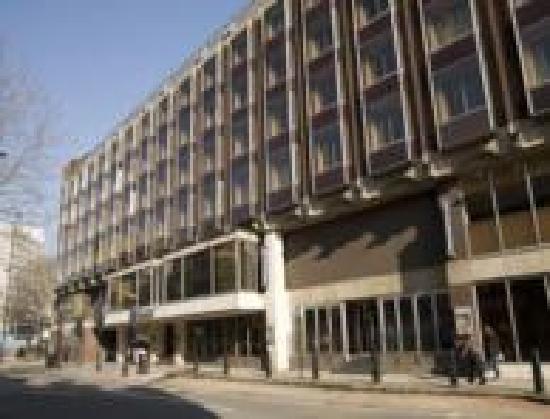 Travelodge London Kings Cross Royal Scot Hotel 100 Kings Cross Road London Wc1x 9dt