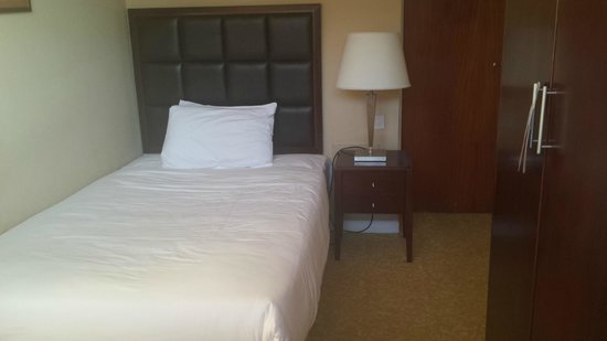 Travelodge Newcastle Under Lyme Phone Number