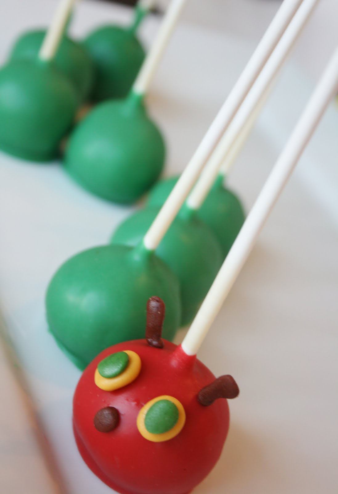 Very Hungry Caterpillar Cake Tutorial