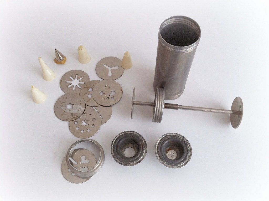 Vintage Cake Decorating Tools