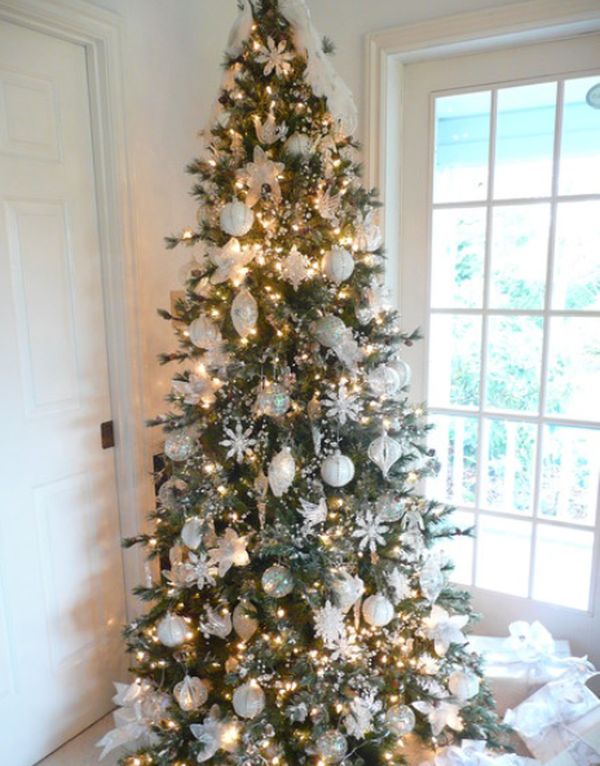 White Christmas Tree Decorations Ideas