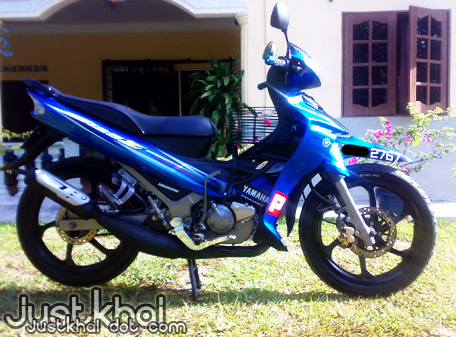 Yamaha 125zr Biru