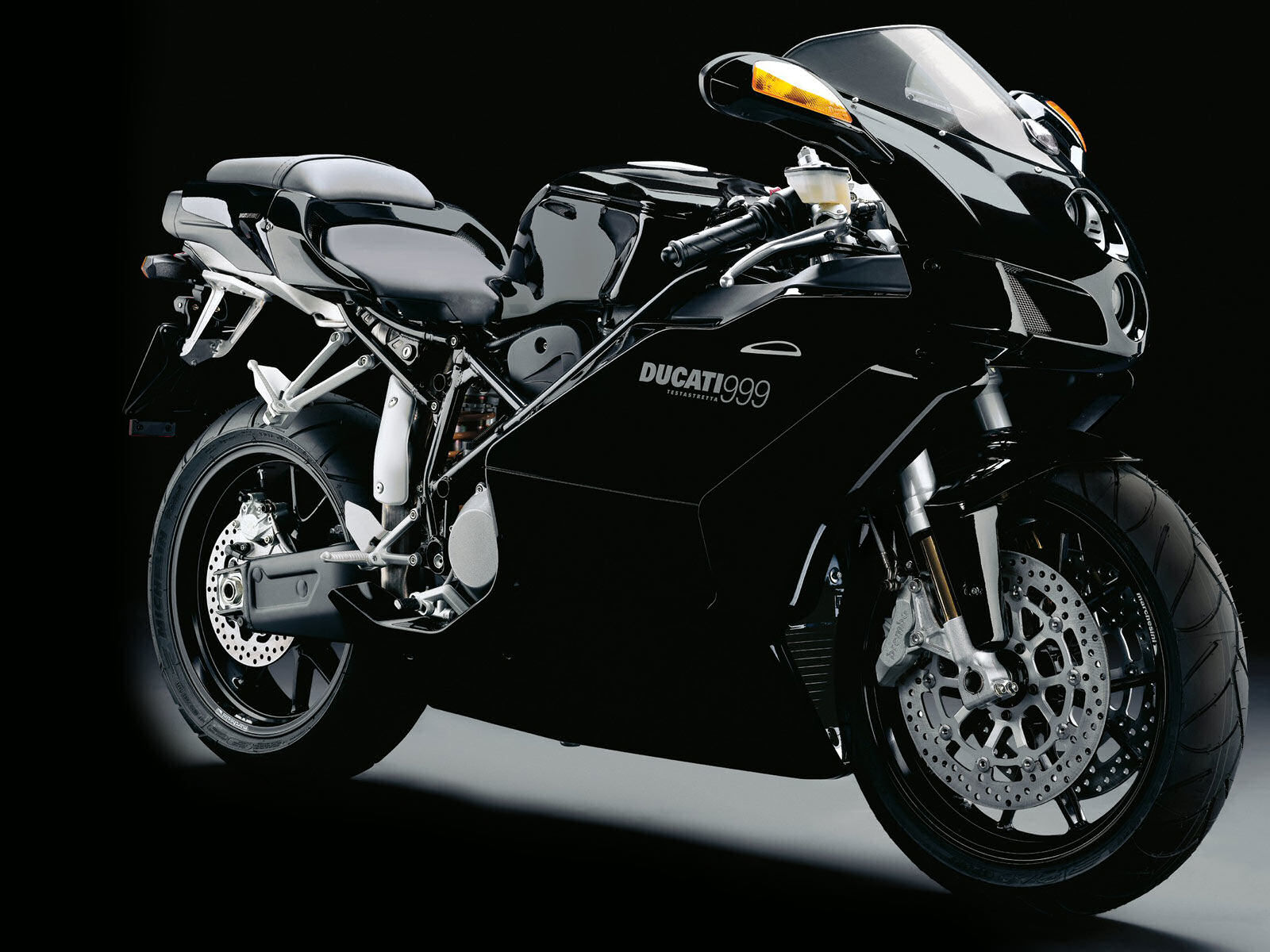 Yamaha Sports Bikes Images