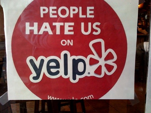 Yelp Reviews Logo